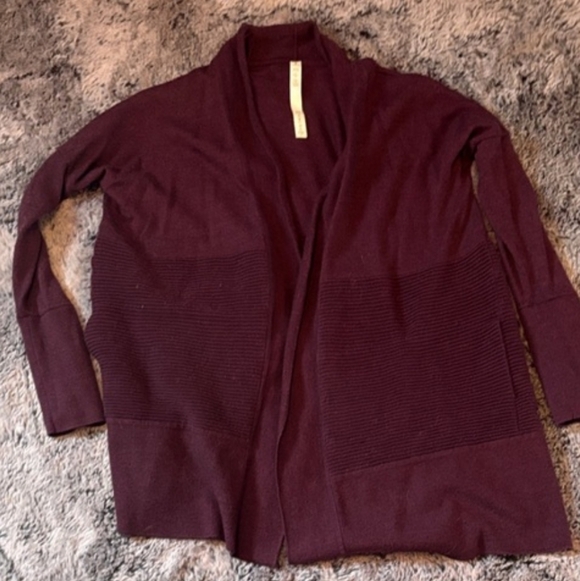 Lululemon - Sit In Lotus Cardigan - Size 10 - Picture 2 of 4